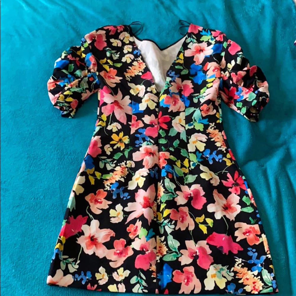 Floral mini dress long sleeve